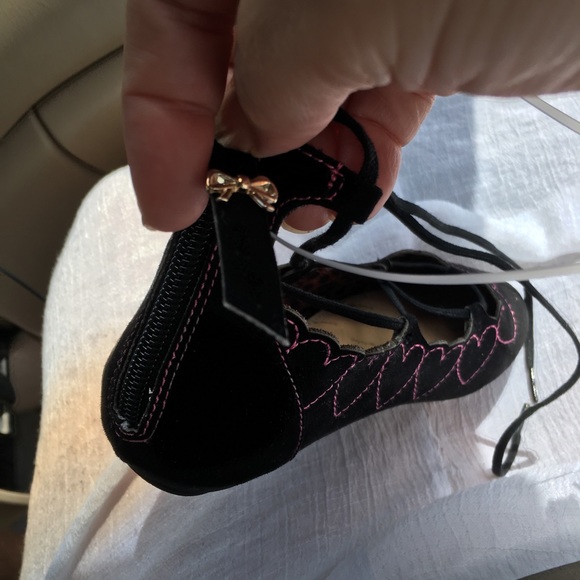 🆕Sz2&4 Betsey Johnson Lace-Up Flats Gillies - Picture 4 of 8